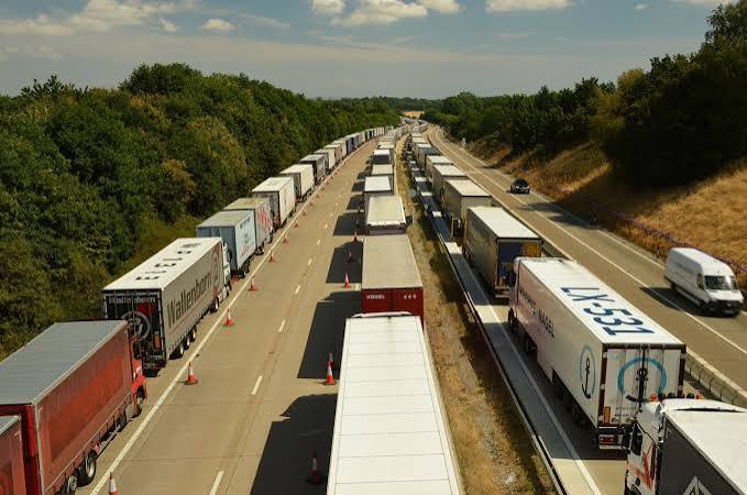 Transit rejimi: T1, T2, NCTS ve TIR karnesi
